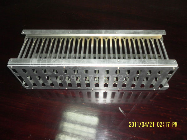 交換機(jī)、收發(fā)器網(wǎng)管機(jī)箱系列6