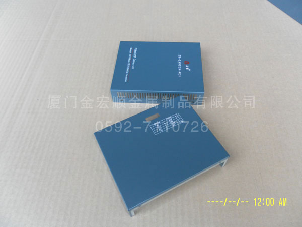 交換機、收發(fā)器網(wǎng)管機箱系列15